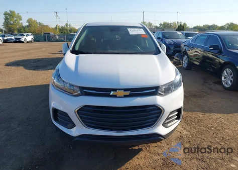 2020 Chevrolet Trax Awd Ls z USA, uszkodzony, nr VIN 3GNCJNSB2LL299723